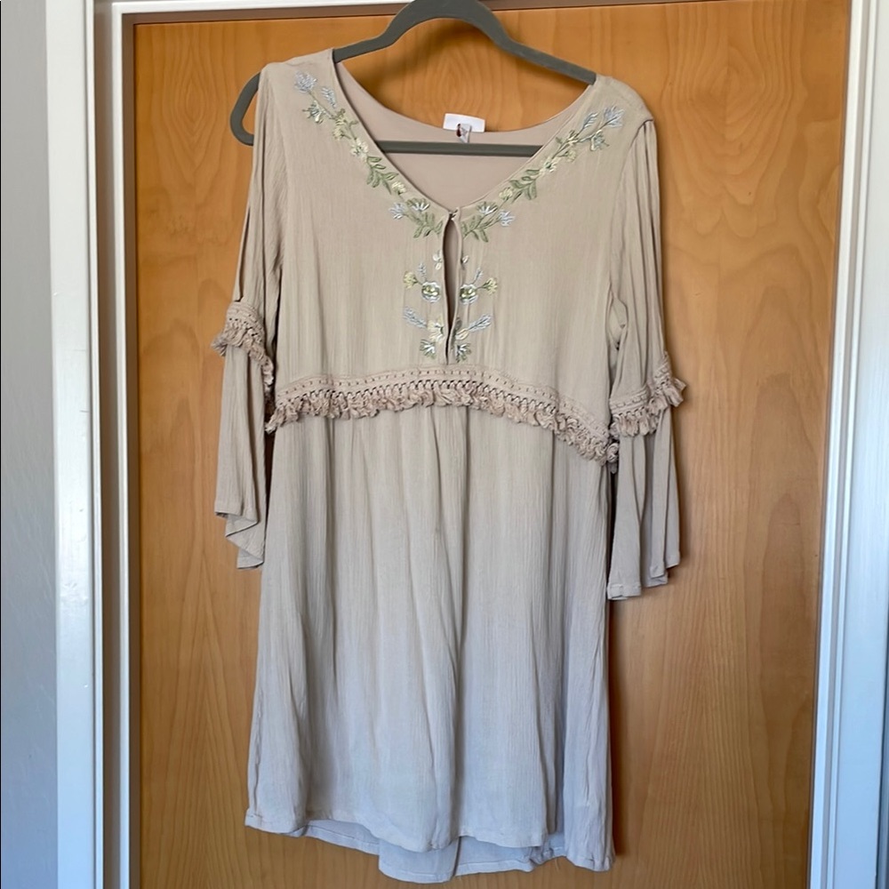 Shyanne Cream Embroidered Dress